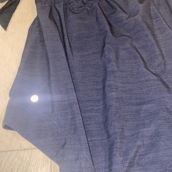 WORN ONCE lululemon athletica Gray Jacket with Hood Size 4 - Picture 4 of 4